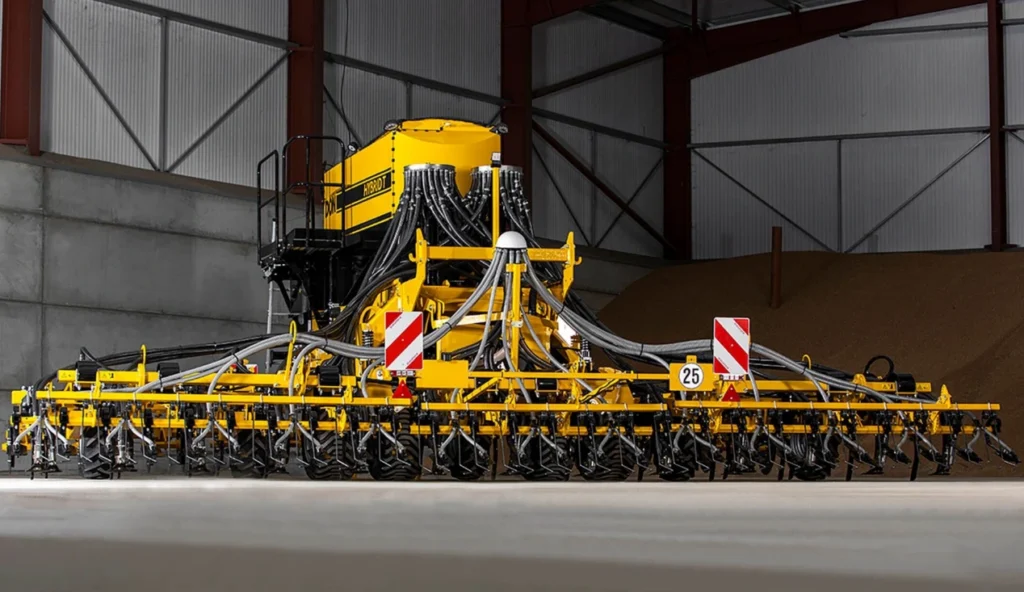 Siewnik Hybrid T w strip-till