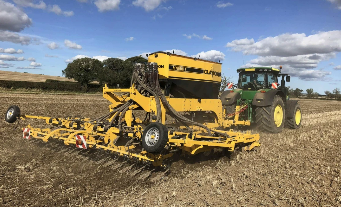 Strip-till w kukurydzy i burakach cukrowych - kiedy uprawa pasowa się opłaca?